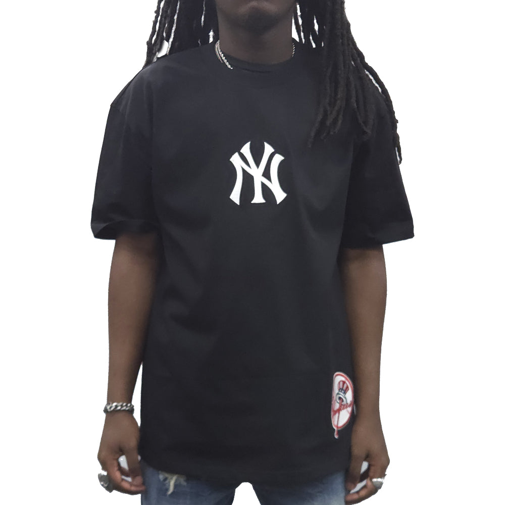 New York Yankees Wingspan Drop Shoulder Tee